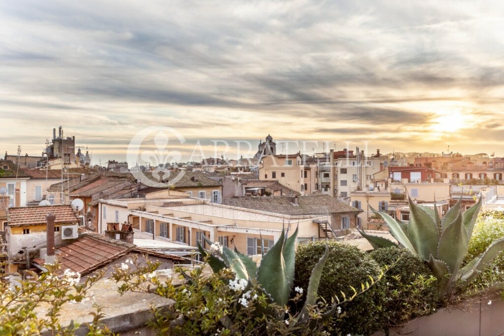 Luxury penthouse for sale in Rome city center