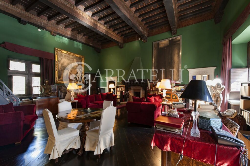Prestigious and Historic Palace in Trastevere – Rome
