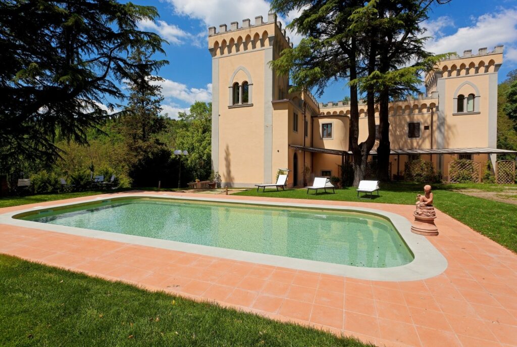 Villa storica con giardino e piscina vicino Firenze