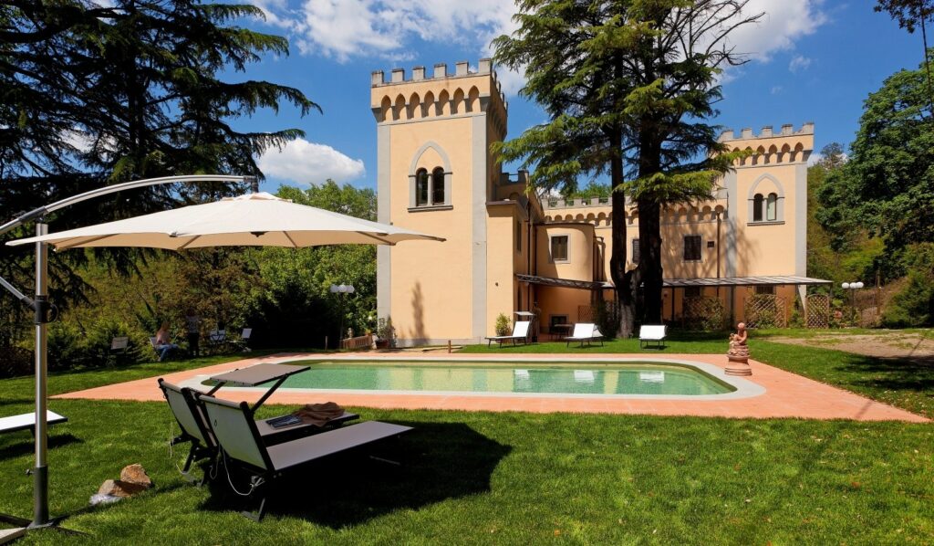 Villa storica con giardino e piscina vicino Firenze
