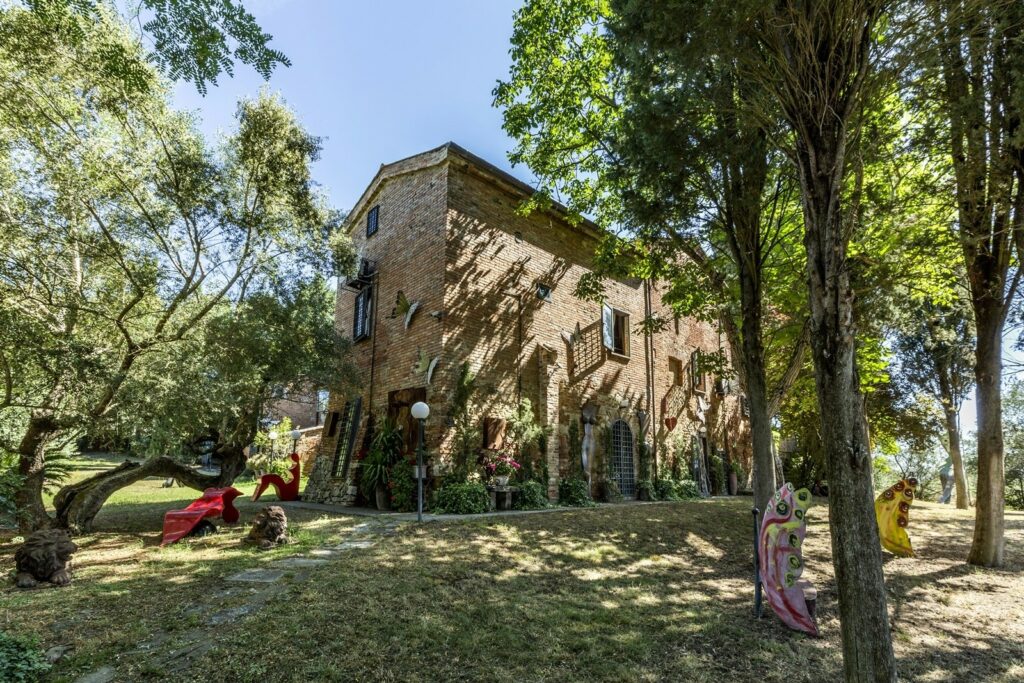 Casale del 1300 a Torrita di Siena, Toscana.