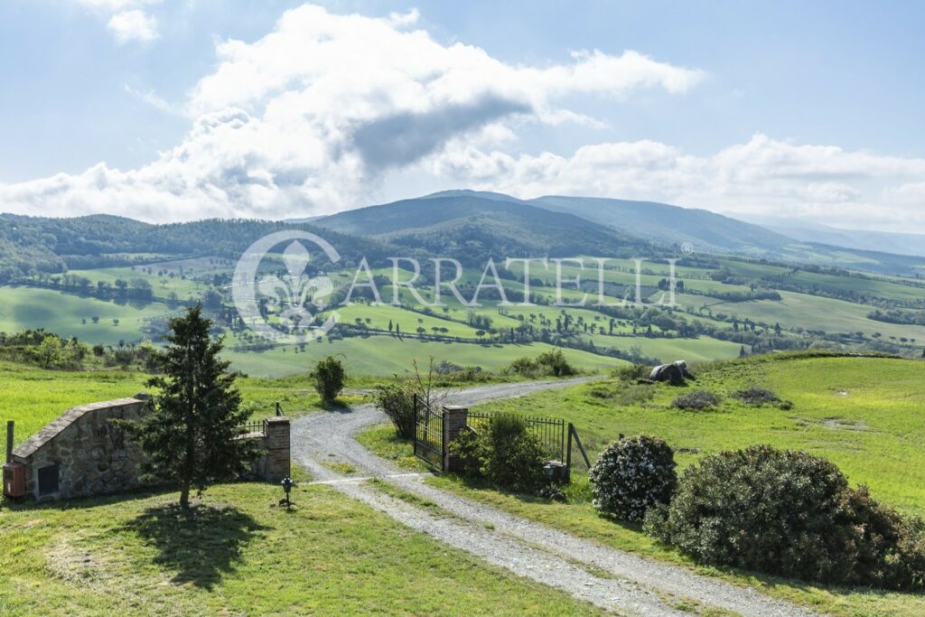 Farmhouse with breathtaking view in Pienza, Val d’Orcia, Tuscany.