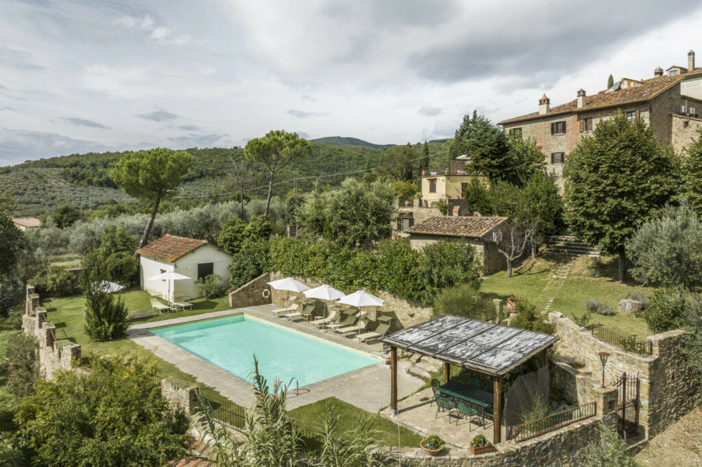 Casale panoramico con piscina-Castiglion Fiorentino