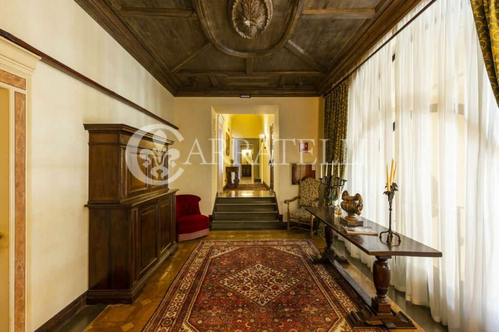 Historic villa with luxury Relais in San Gimignano