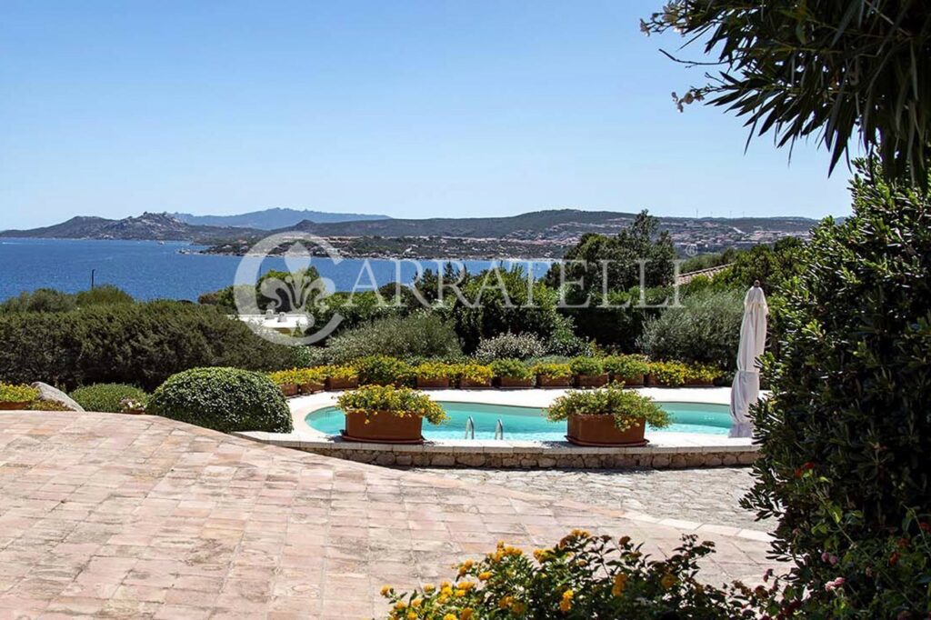 Villa with pool and sea view in Porto Rafael