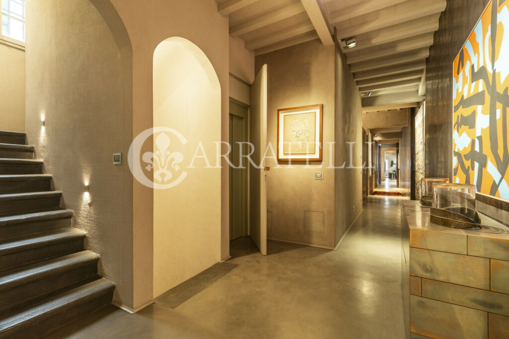 Элегантная квартира со спа и террасами во Флоренции