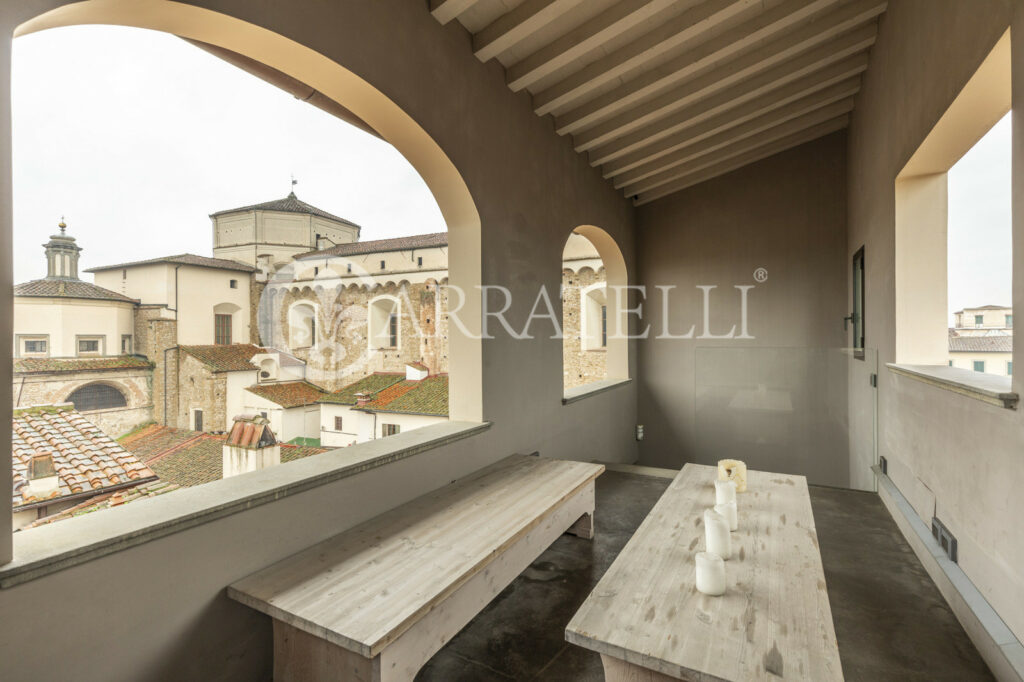 Элегантная квартира со спа и террасами во Флоренции